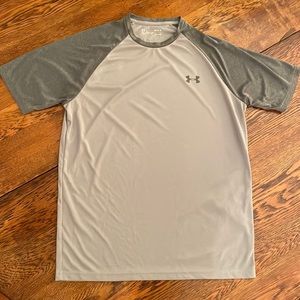 Under Armour Men’s athletic shirt